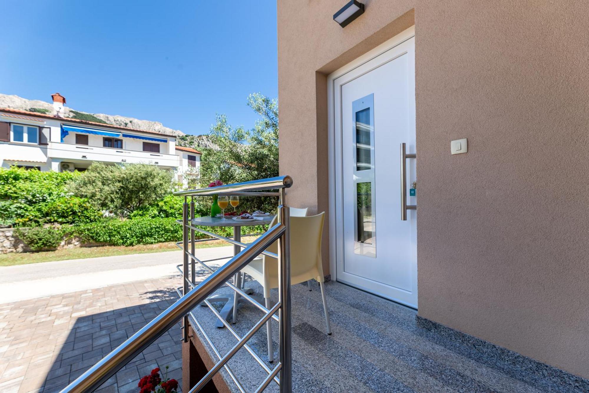 Apartments Viktorija 2 Baška Quarto foto